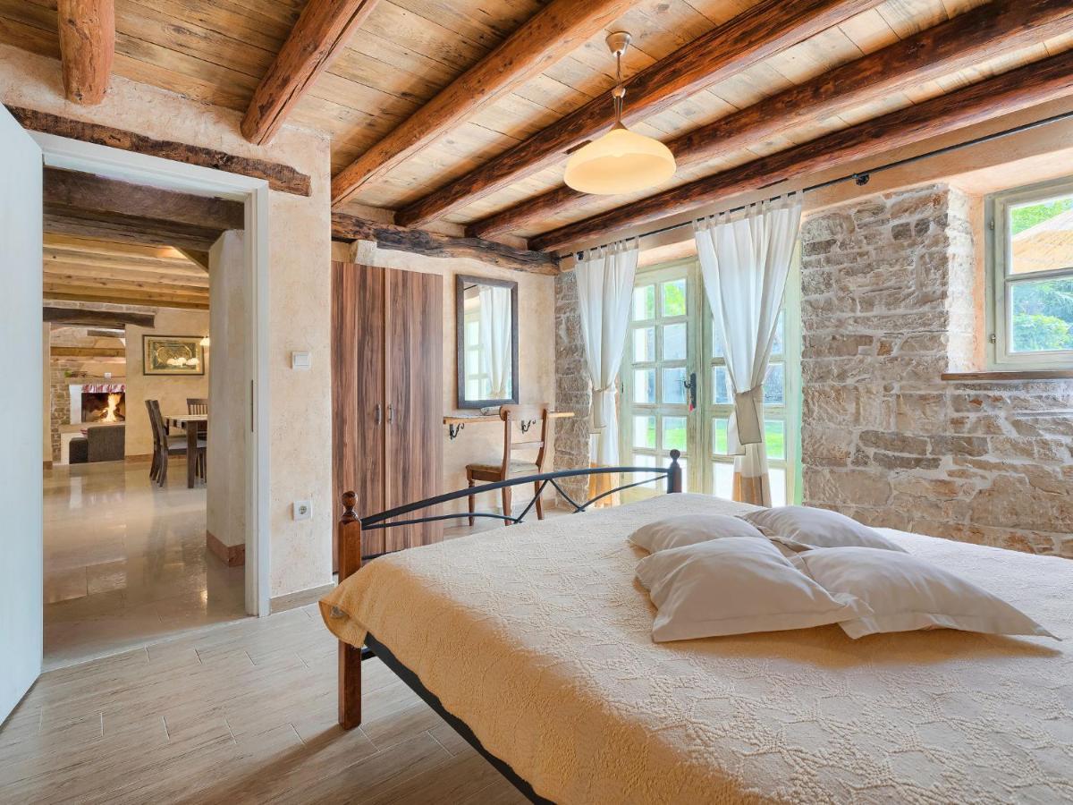 Holiday Home Hrelja - Roj418 By Interhome Zminj Bagian luar foto