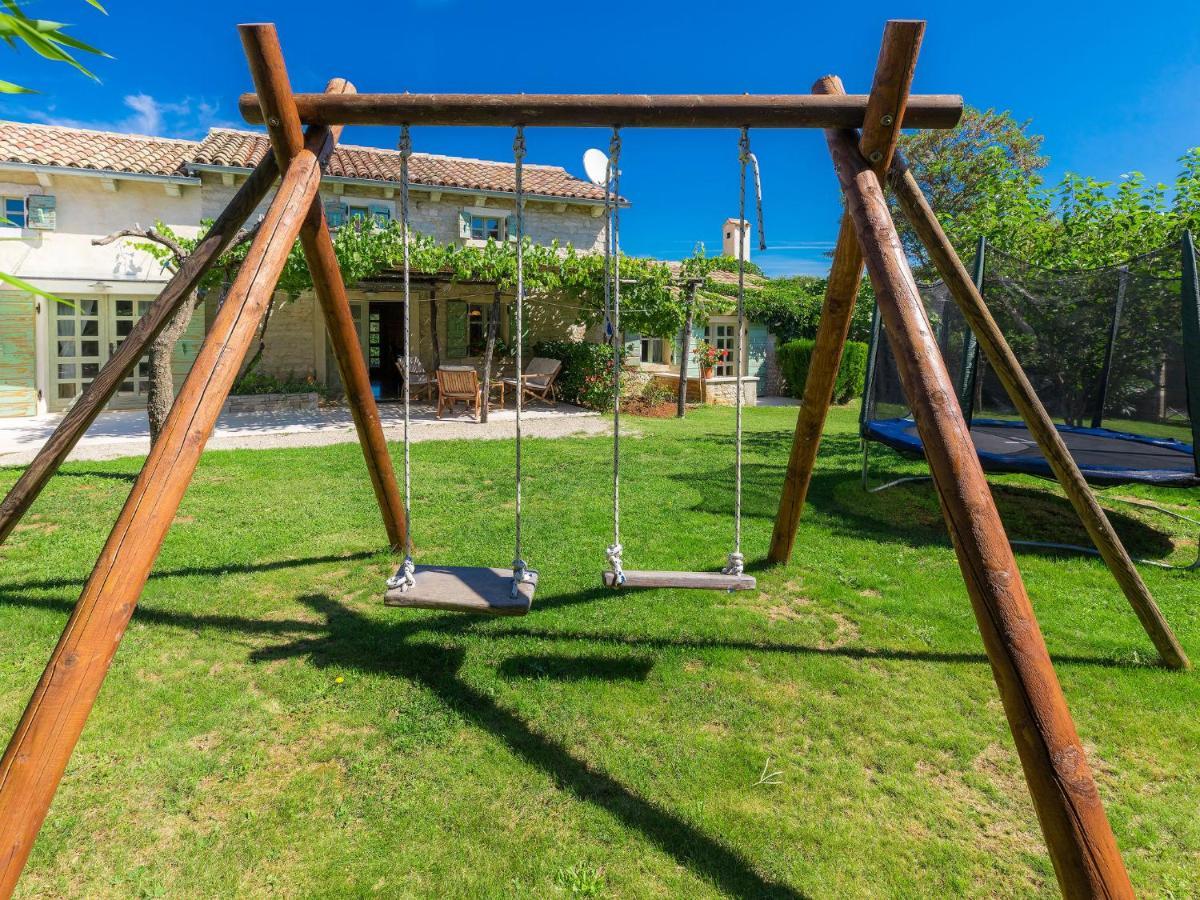 Holiday Home Hrelja - Roj418 By Interhome Zminj Bagian luar foto