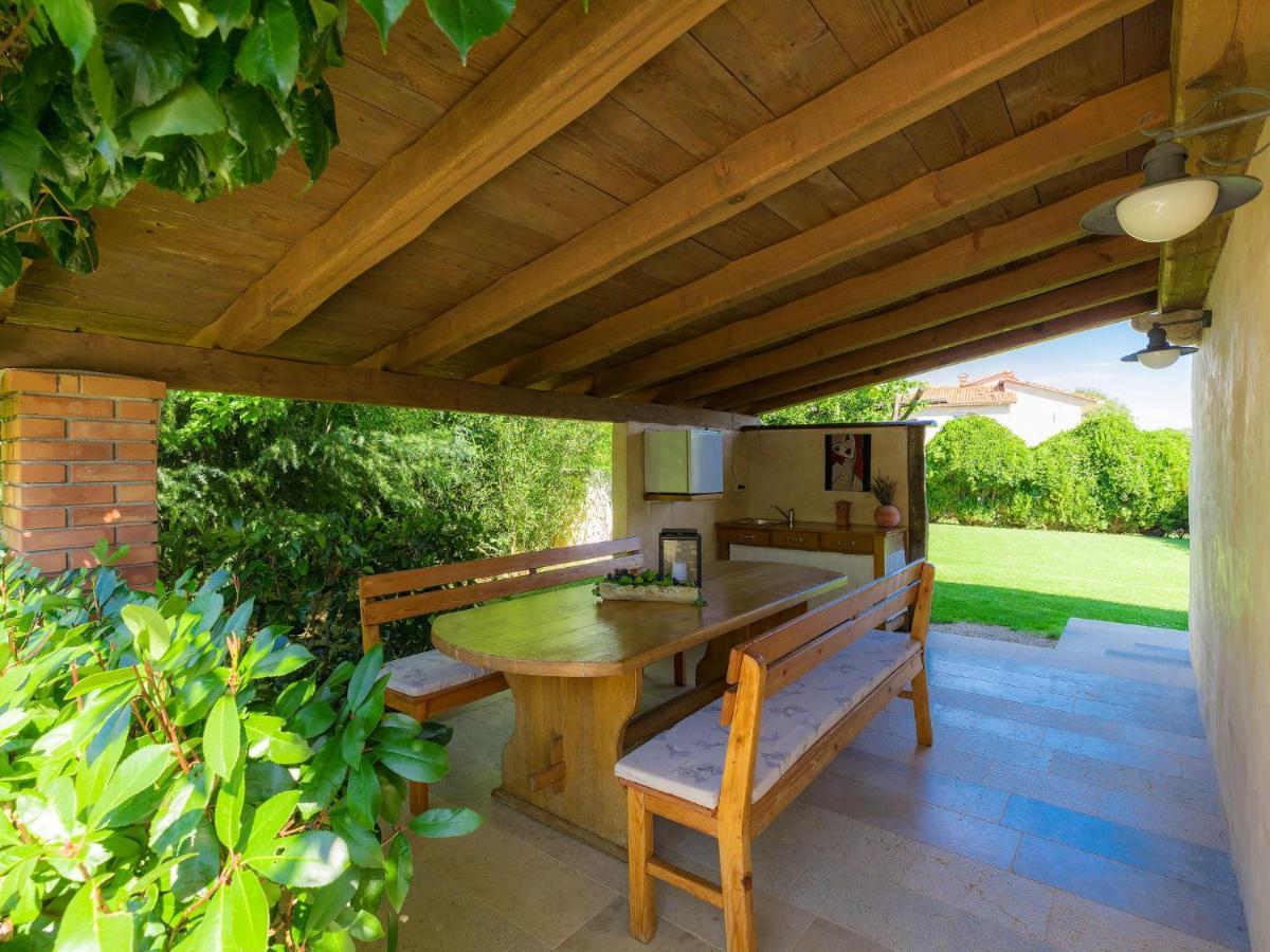 Holiday Home Hrelja - Roj418 By Interhome Zminj Bagian luar foto